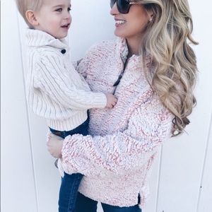 Thread supply sherpa fleece pullover pink